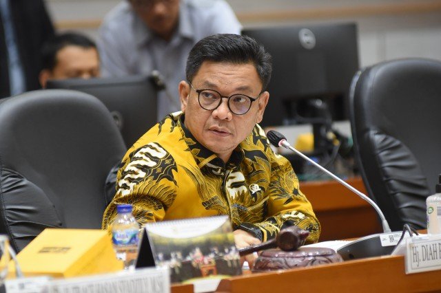 Anggota DPR Minta Penayangan Film ‘His Only Son’ di Bioskop Indonesia Dihentikan