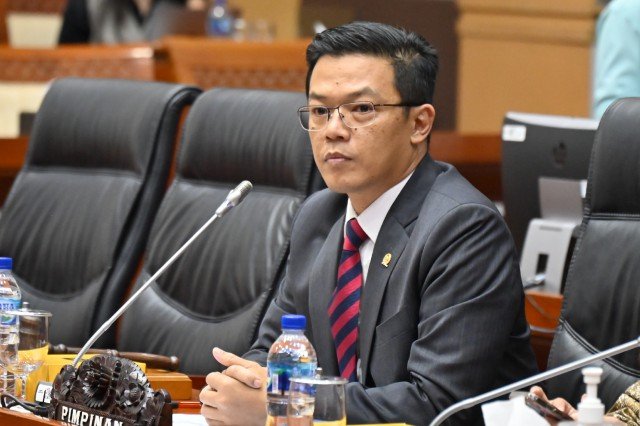Komisi I DPR Dorong RRI dan TVRI Jadi Lembaga Penyiaran Profesional