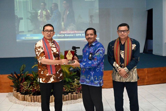 DPR Dorong LPP RRI Mataram Ajak Generasi Muda Ikut Pemilu 2024