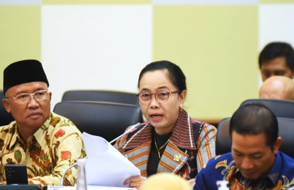 DPR Dorong Penerapan Kebijakan Khusus bagi Siswa Terdampak Bencana