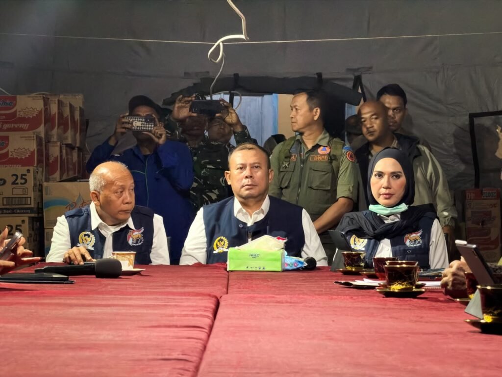 DPR Imbau Masyarakat Waspada Gempa Susulan NTT